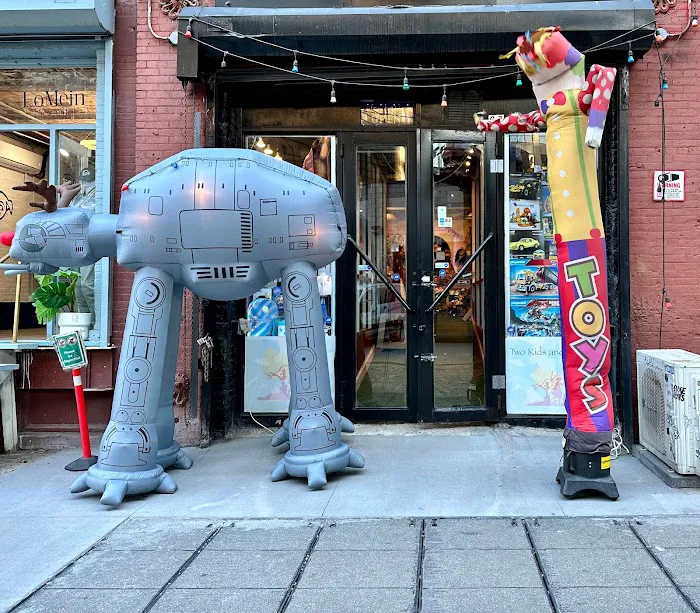 Two Kids and A Dog Children's store in Brooklyn, Dumbo 4