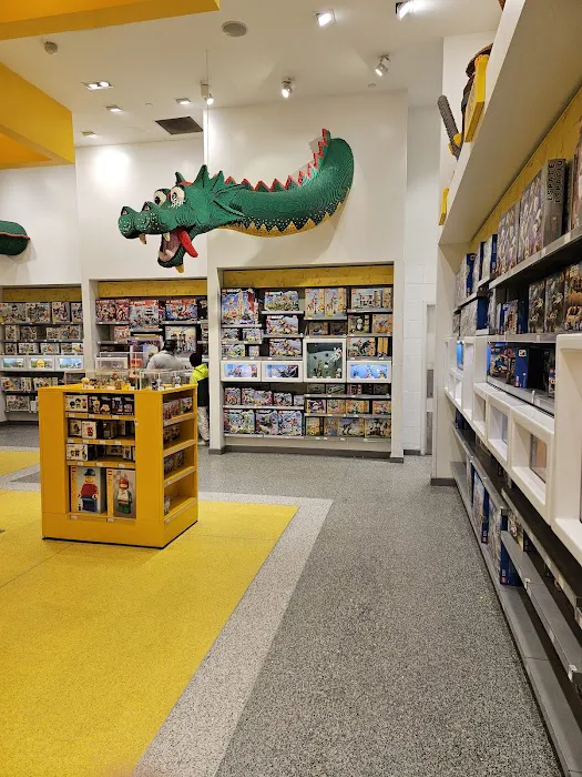 The LEGO® Store Flatiron District 1