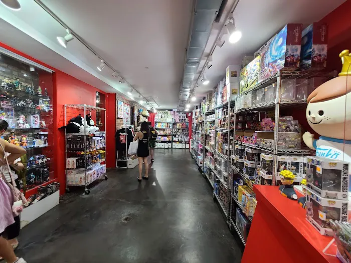 Toy Tokyo 4