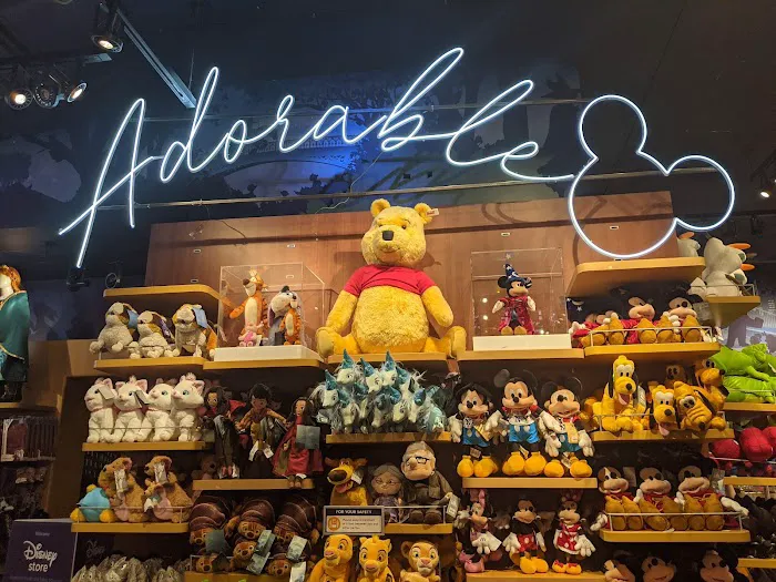 Disney Store 5