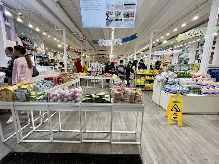 MINISO USA 5