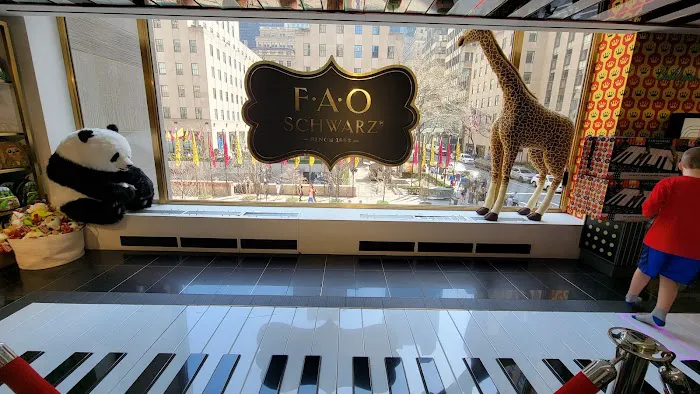 FAO Schwarz 6
