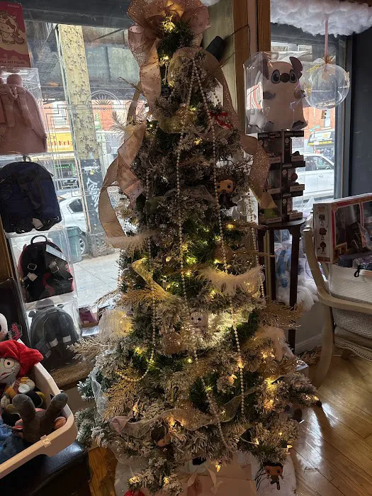 The Williamsburg Shop 1