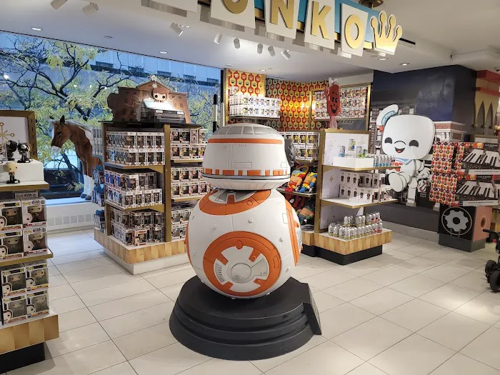 Build-A-Bear Workshop - FAO Schwarz 5