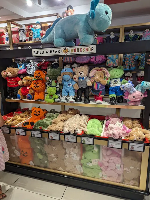 Build-A-Bear Workshop - FAO Schwarz 9
