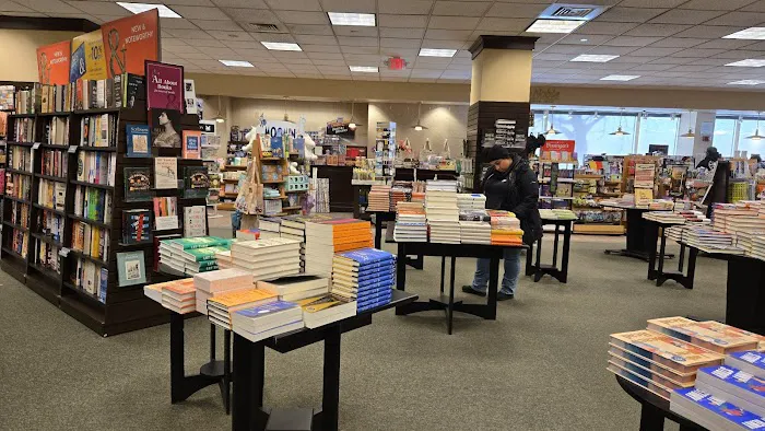 Barnes & Noble 0