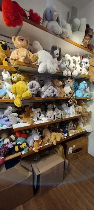 Mary Arnold Toys 0