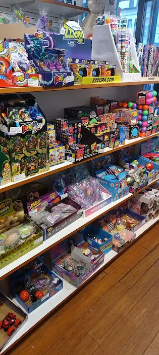 Mary Arnold Toys 8