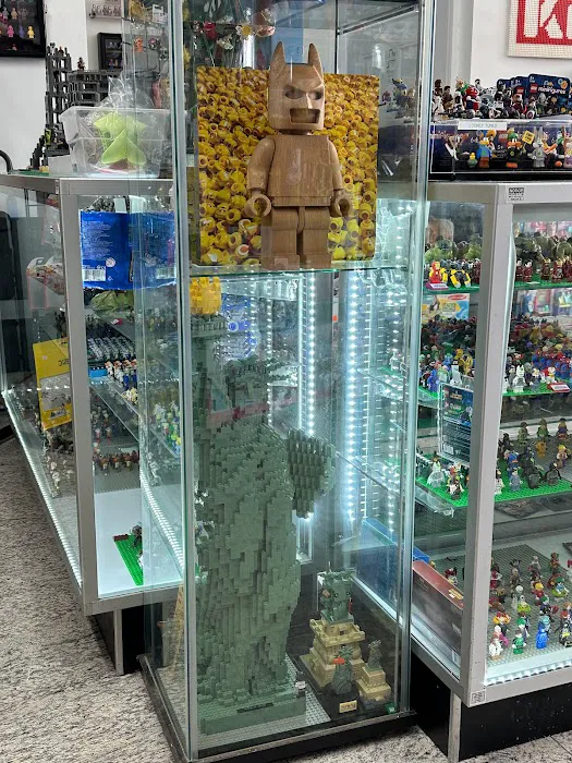 Kidult Brick 4