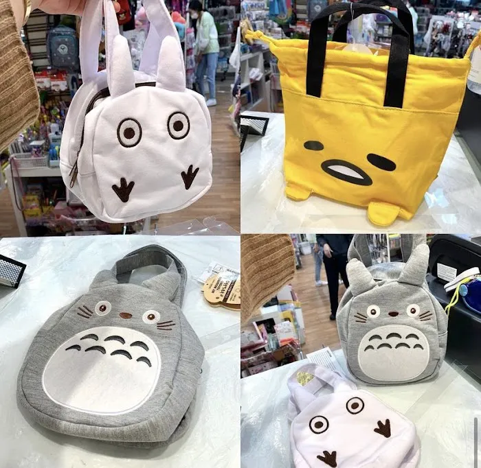 New Character House and Kpop Store 5