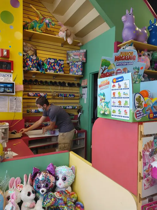 Matty's Toy Stop 0