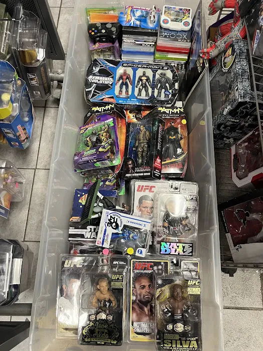 Zonk's POP Culture World Retro & Modern Video Games, Toys, Pro Wrestling, Hot Wheels, Music, Pokémon, & Collectibles 8