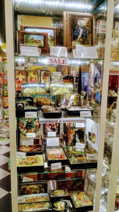 St-Petersburg Books & Gifts Store and Toys for kids 0