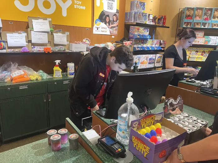 Hey Joy Toy Store 7