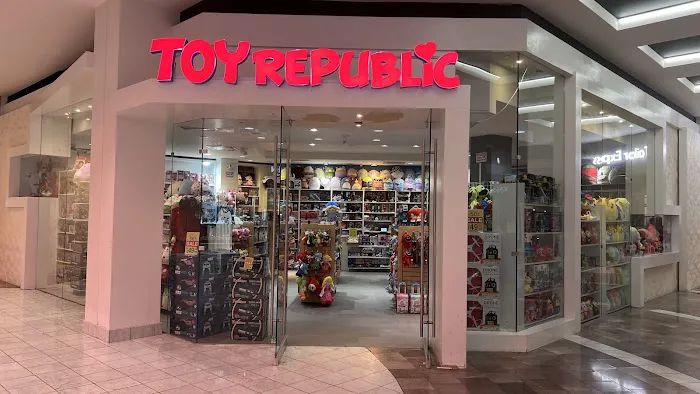 Toy Republic 8