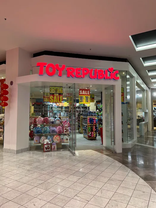 Toy Republic 6