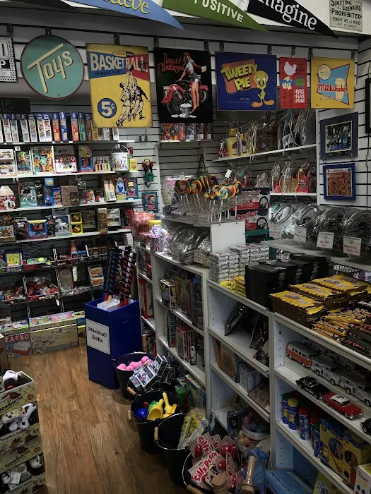 Bobb Howard's General Store & Auto Repair 3