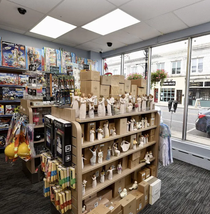 Levine's Hallmark (Toys and Gifts ) 5