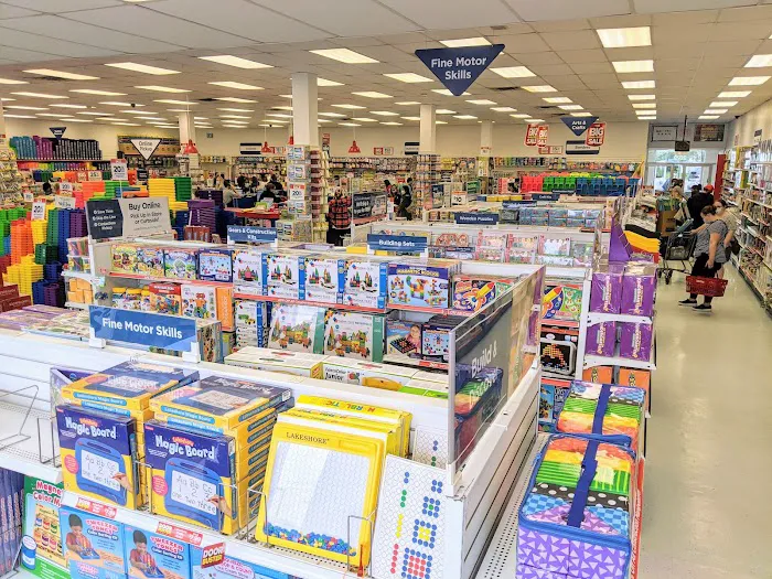 Lakeshore Learning Store 9