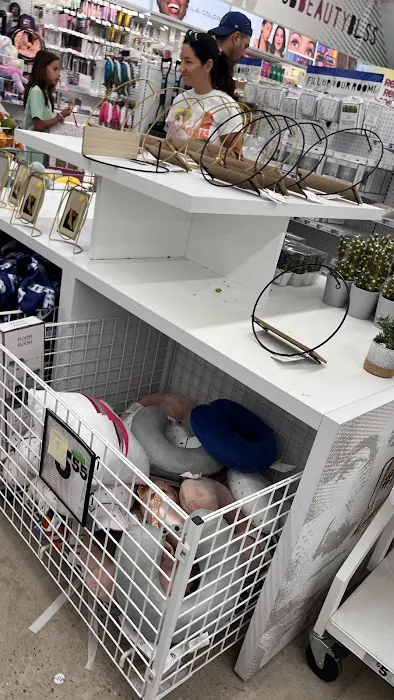Five Below 6