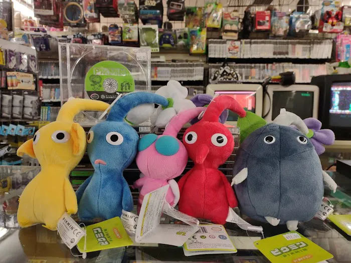 Retro Games & Toys Of LI 4