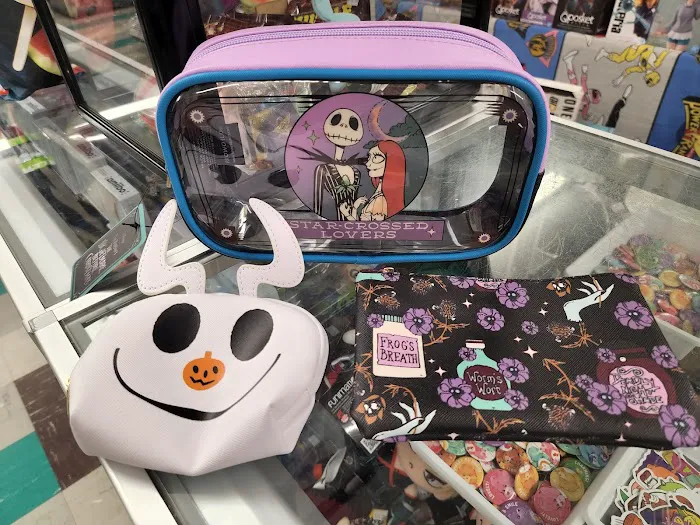 Retro Games & Toys Of LI 8