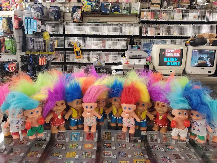 Retro Games & Toys Of LI 6