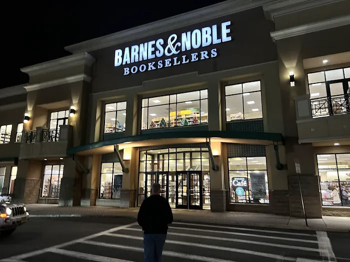 Barnes & Noble 0