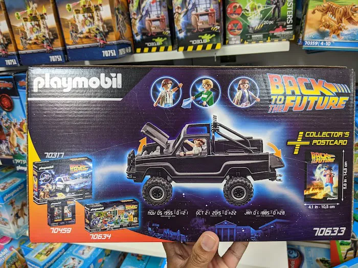 Tons of Toys 5