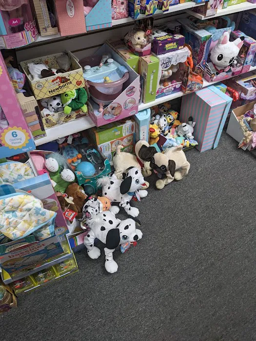 Tons Of Toys 4