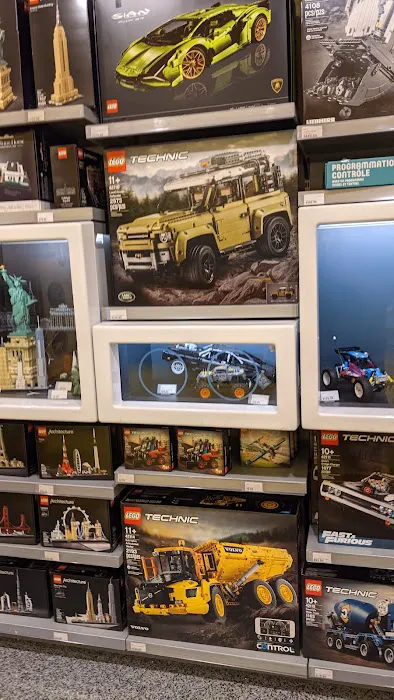 The LEGO® Store Westchester 2