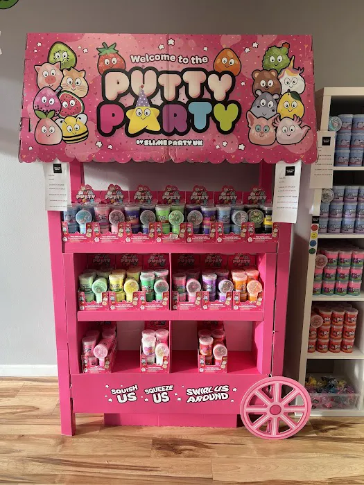 Fidgets Factory Toy Store 7