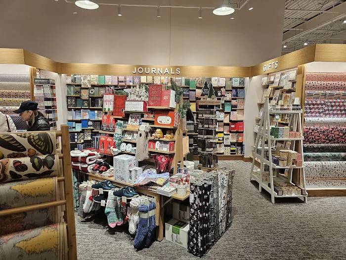 Barnes & Noble 4