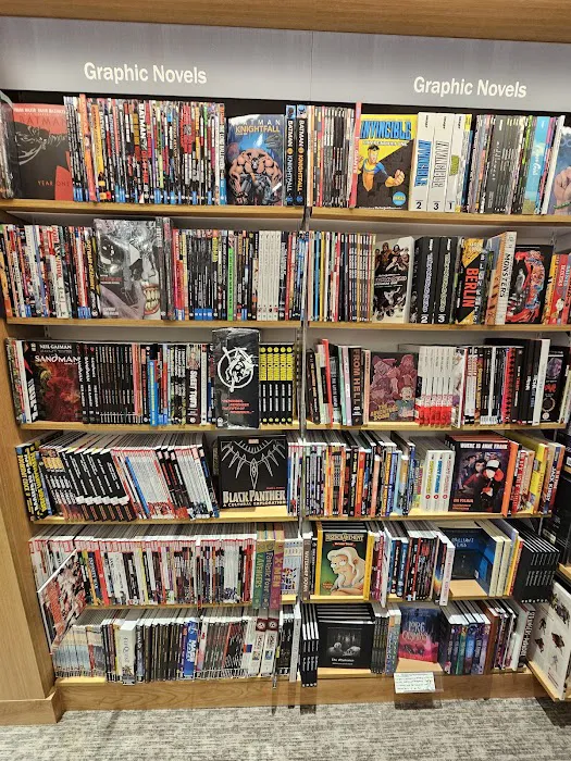 Barnes & Noble 6