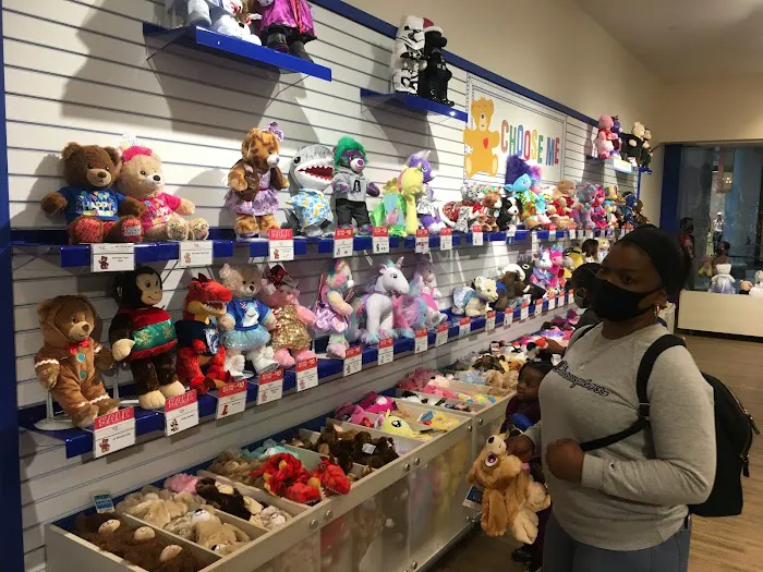 Build-A-Bear Workshop 2