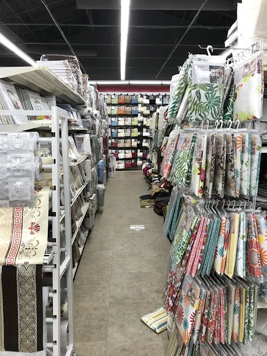 99¢ Outlet 3