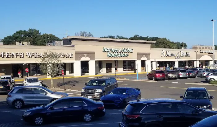 Barnes & Noble 1