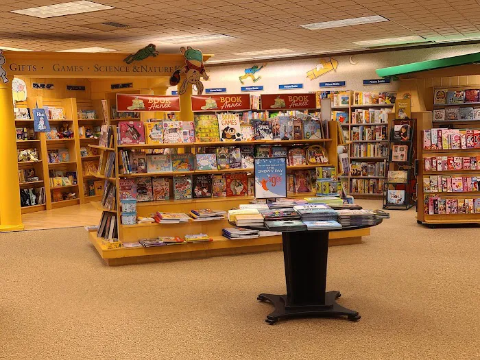Barnes & Noble 7