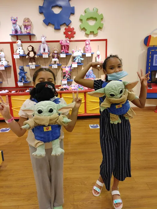 Build-A-Bear Workshop 2