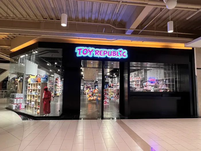 Toy Republic 5