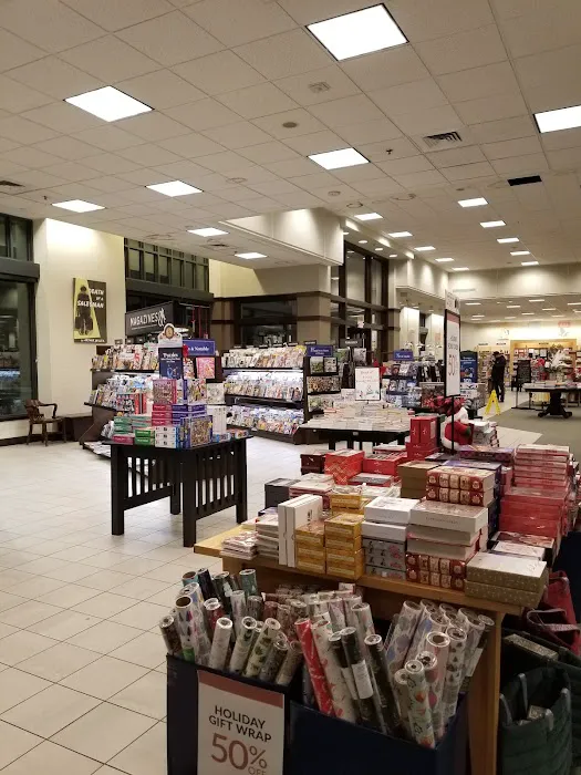 Barnes & Noble 1