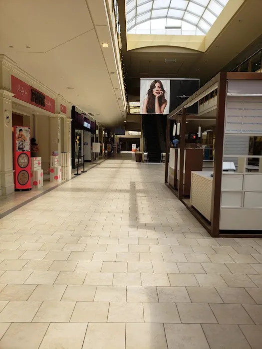 Barnes & Noble 0