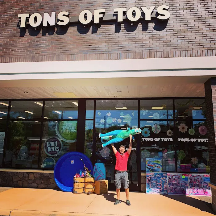 Tons of Toys 4