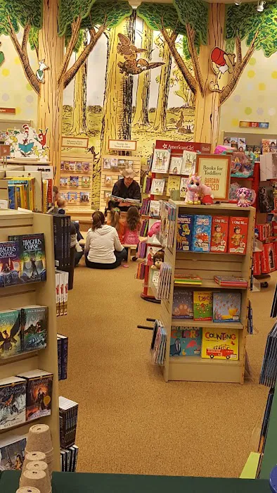 Barnes & Noble 5