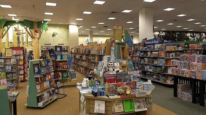 Barnes & Noble 4