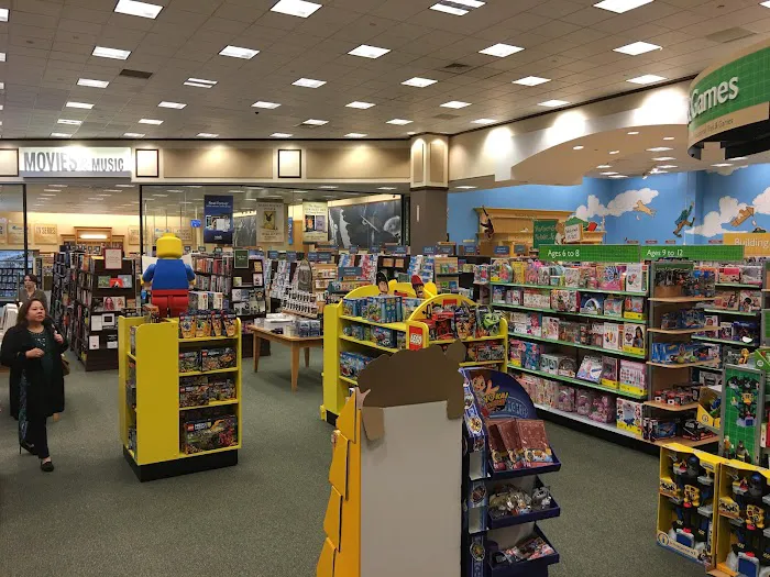 Barnes & Noble 9
