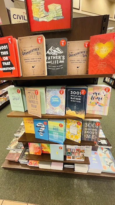 Barnes & Noble 4