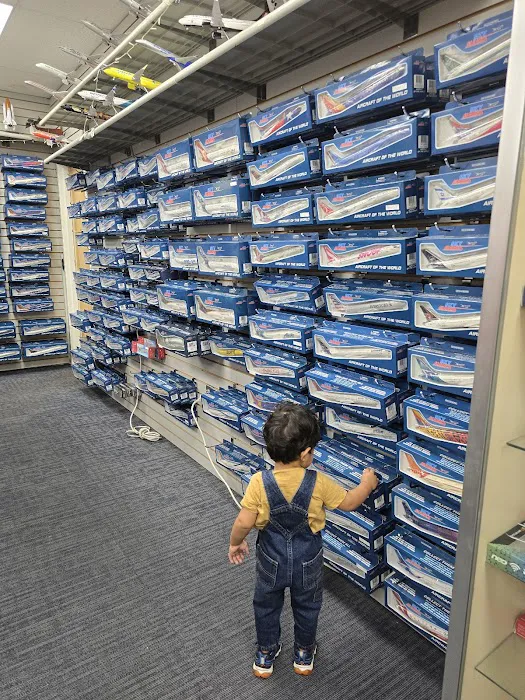 Airplane Shop 4