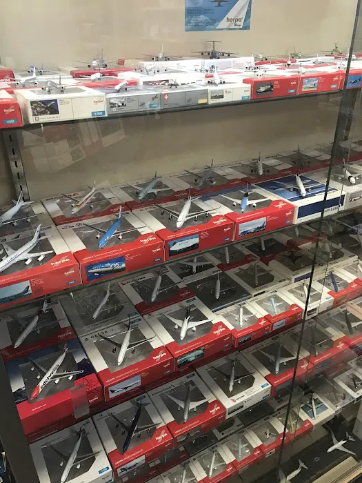 Airplane Shop 9