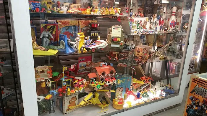 Paul's Toy Room - Toys, Collectables, & Warhammer 7